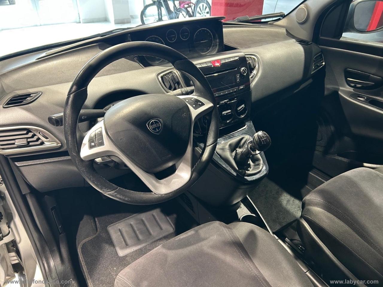 LANCIA Ypsilon 0.9 T.Air 85CV METANO 5p. Gold