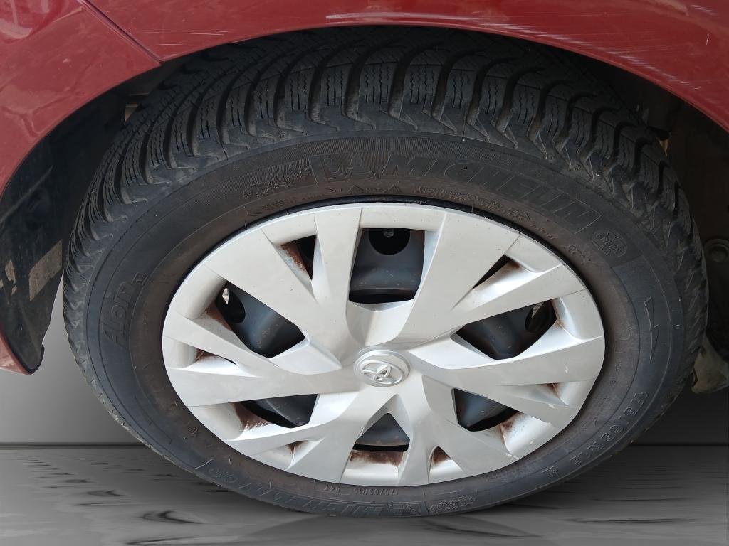 Toyota Yaris 1.5 Hybrid 5 porte Business