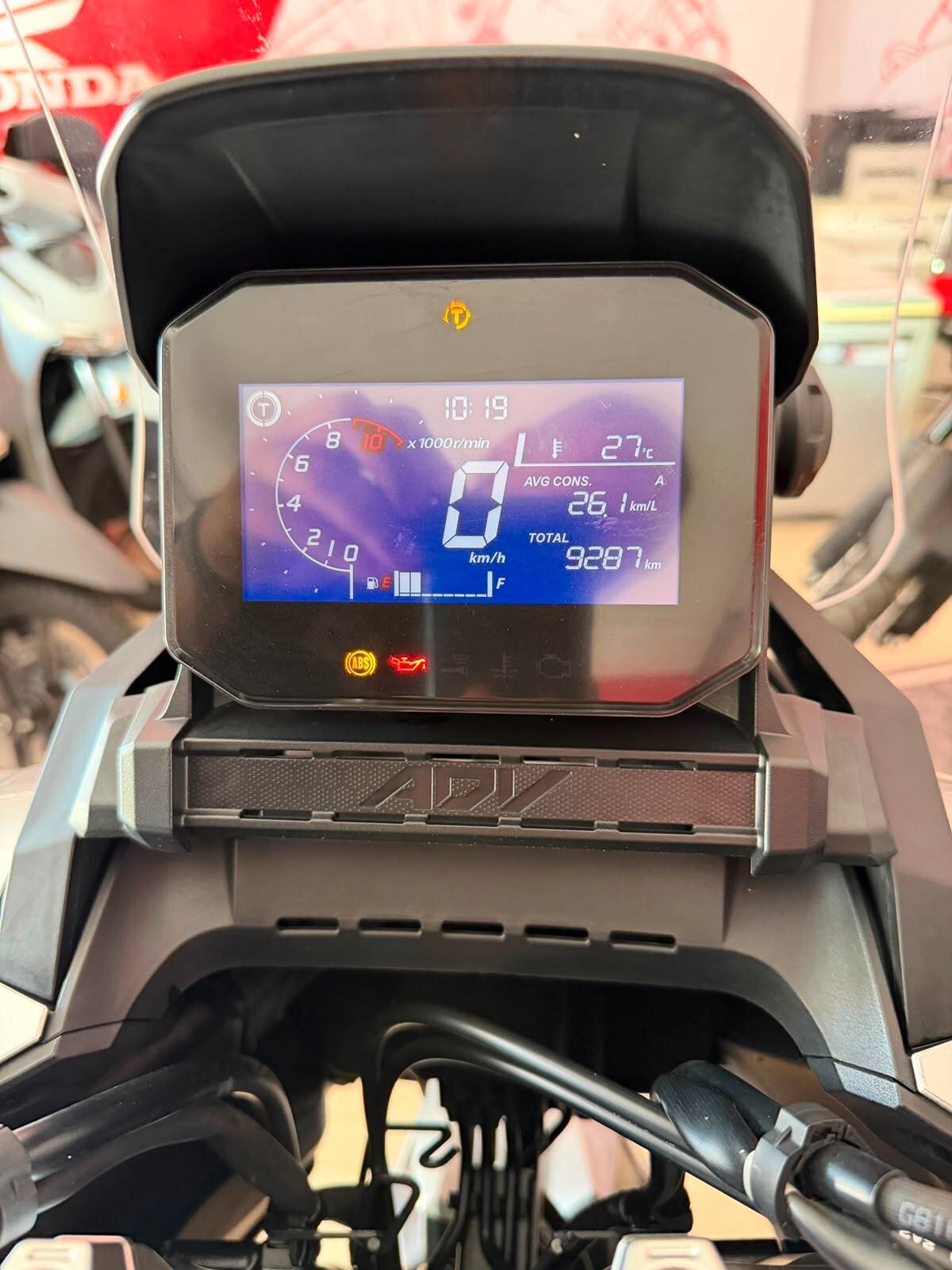 Honda ADV 350
