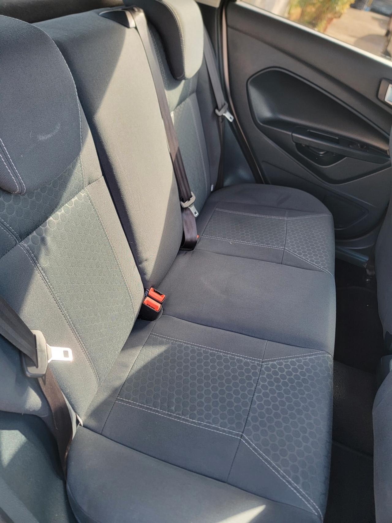 Ford Fiesta 1.4 Bz.- GPL Titanium GARANZIA