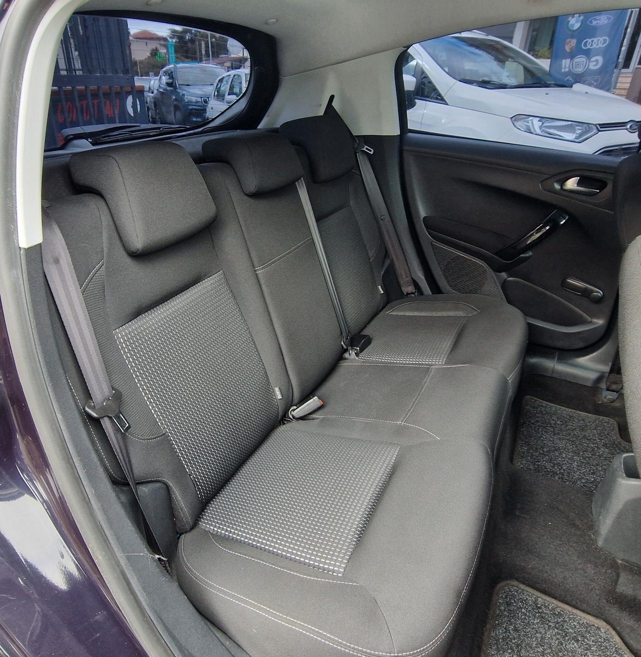 Peugeot 208 BlueHDi 100 5 porte Allure