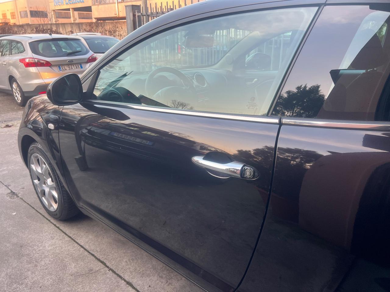 Alfa Romeo MiTo 1.4 105 CV M.air S&S Distinctive Sport Pack