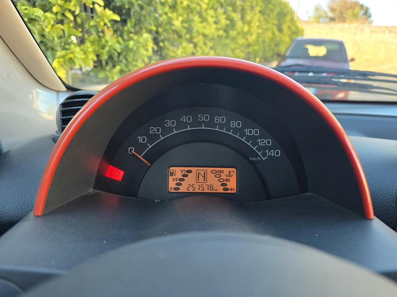 Smart 700 city-coupé pure (45 kW)