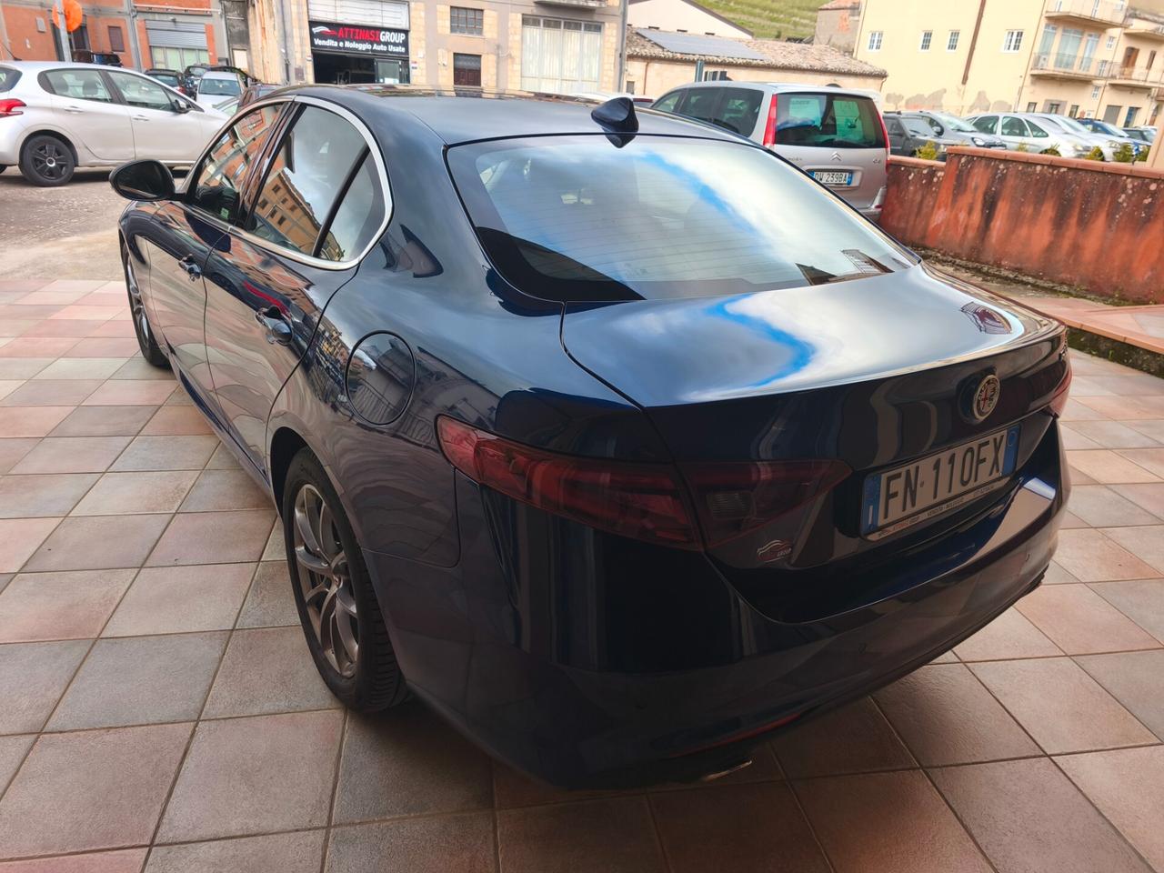 Alfa Romeo Giulia 2.2d 180 CV Manuale PROMO