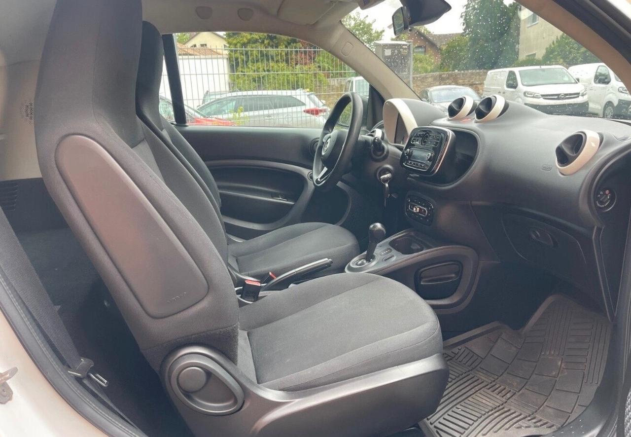 Smart ForTwo 1.0 71cv Coupe Clima cambio Automatico