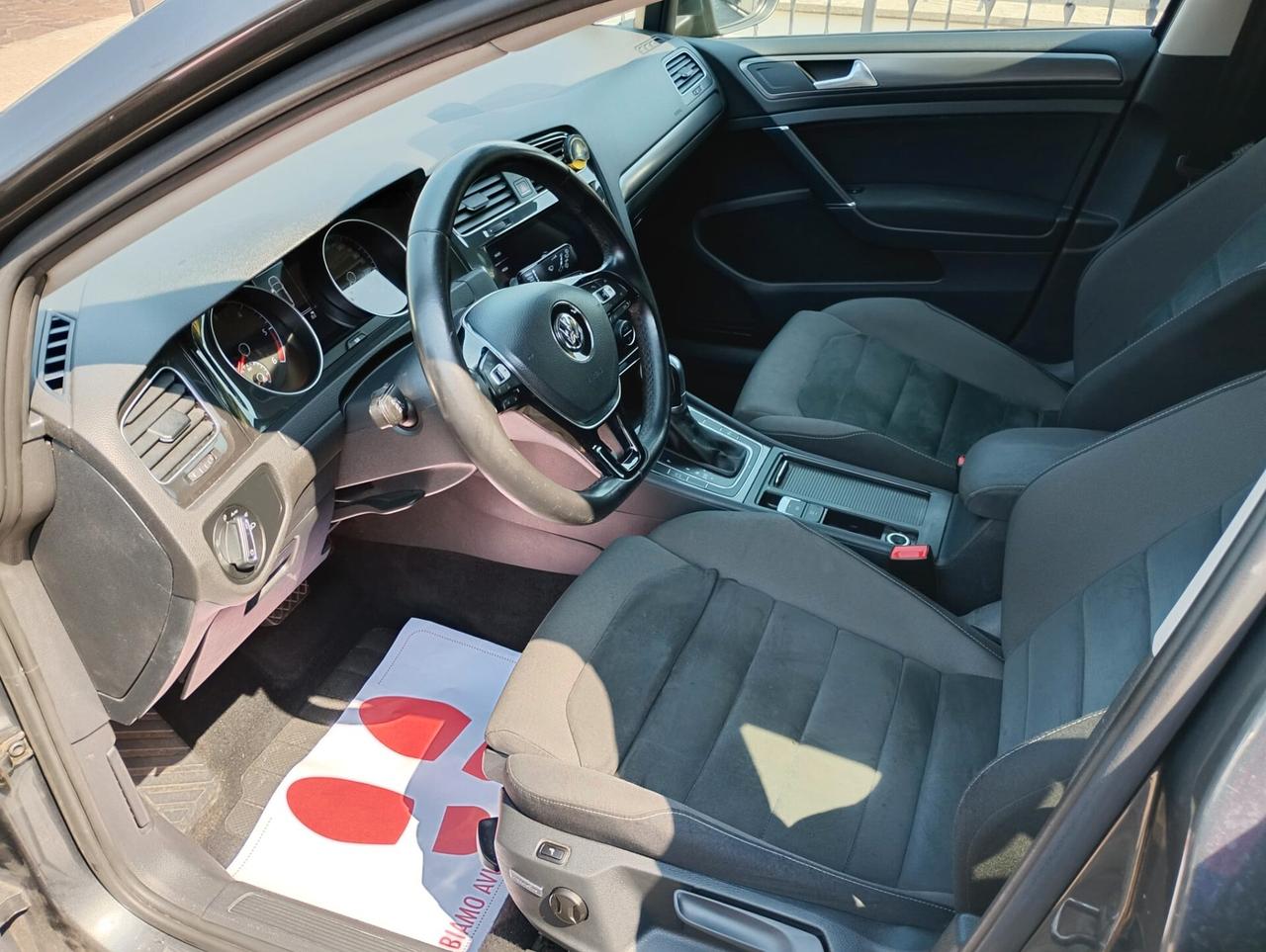 Volkswagen Golf Variant 2.0 TDI Highline BlueMotion Technology