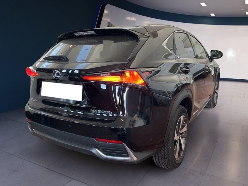 Lexus NX I 2018 300h 2.5 Luxury 4wd cvt