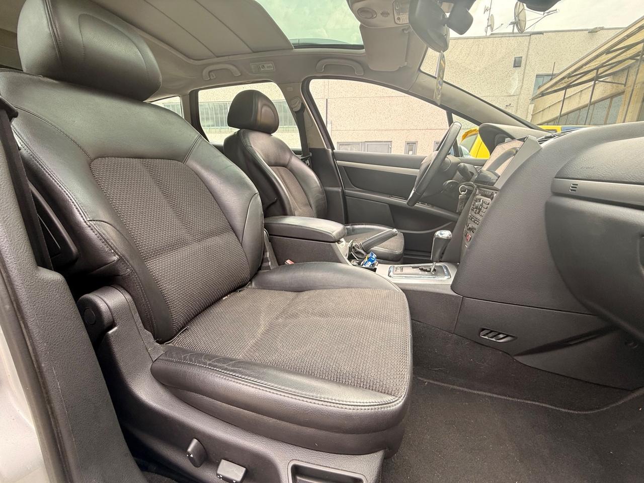 Peugeot 407 2.0 HDi SW Ciel Tecno