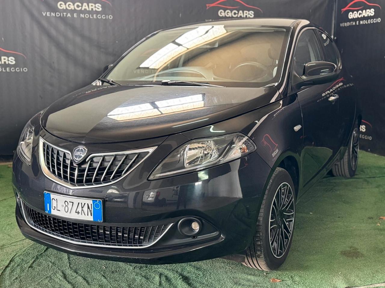 Lancia Ypsilon 1.0 FireFly 5 porte S&S Hybrid Ecochic Gold