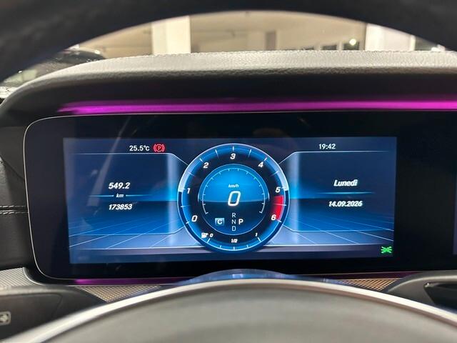 Mercedes-benz E 220 d Auto Premium Plus