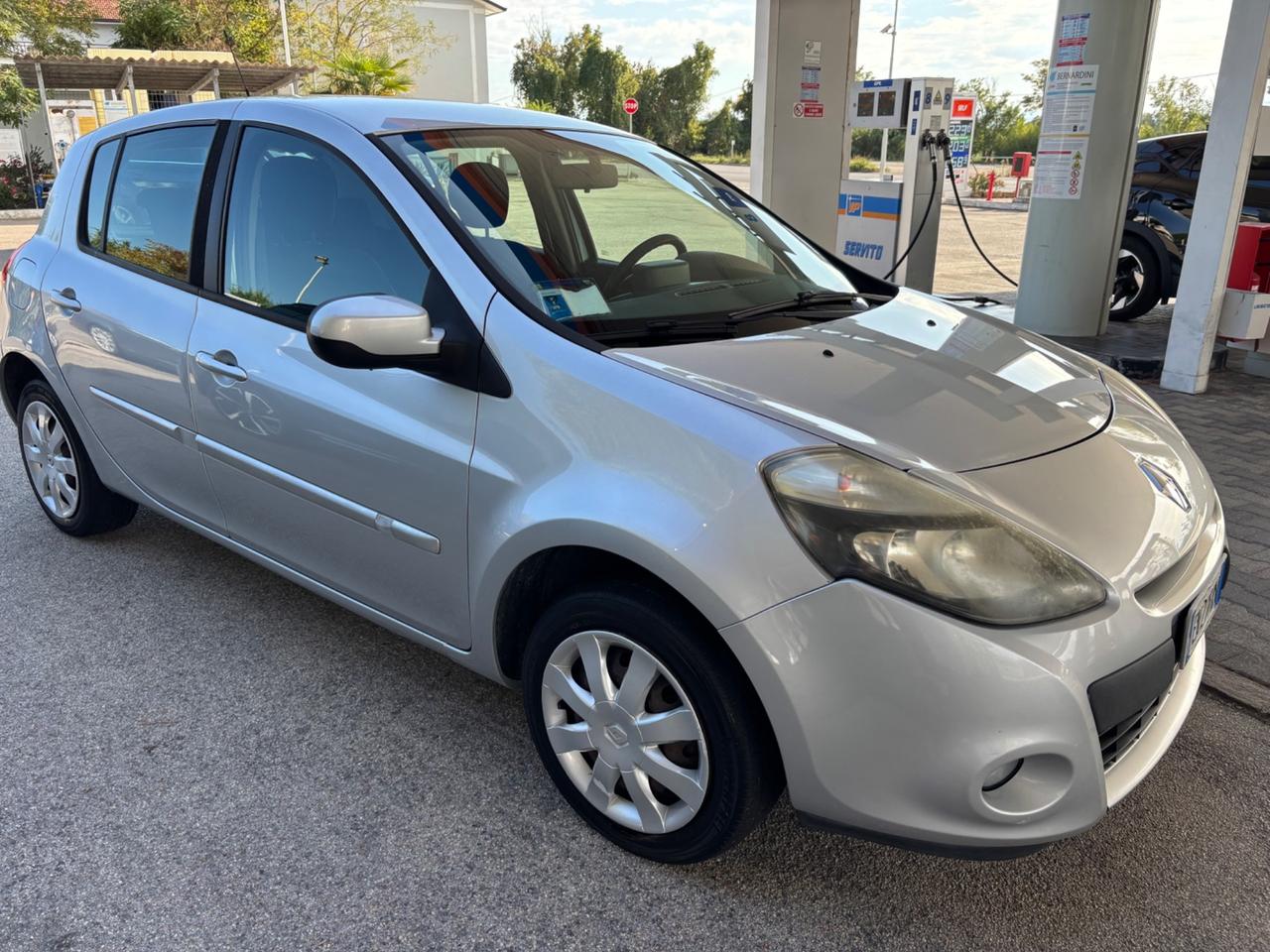 Renault Clio 1.2 16V 5 porte GPL Dynamique