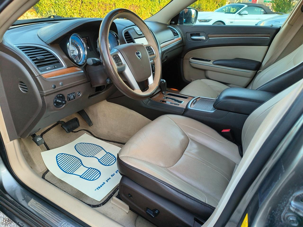 Lancia Thema 3.0 V6 Multijet II 239 CV Platinum