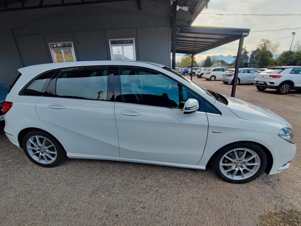 Mercedes-benz B 180 CDI BlueEFFICIENCY Premium