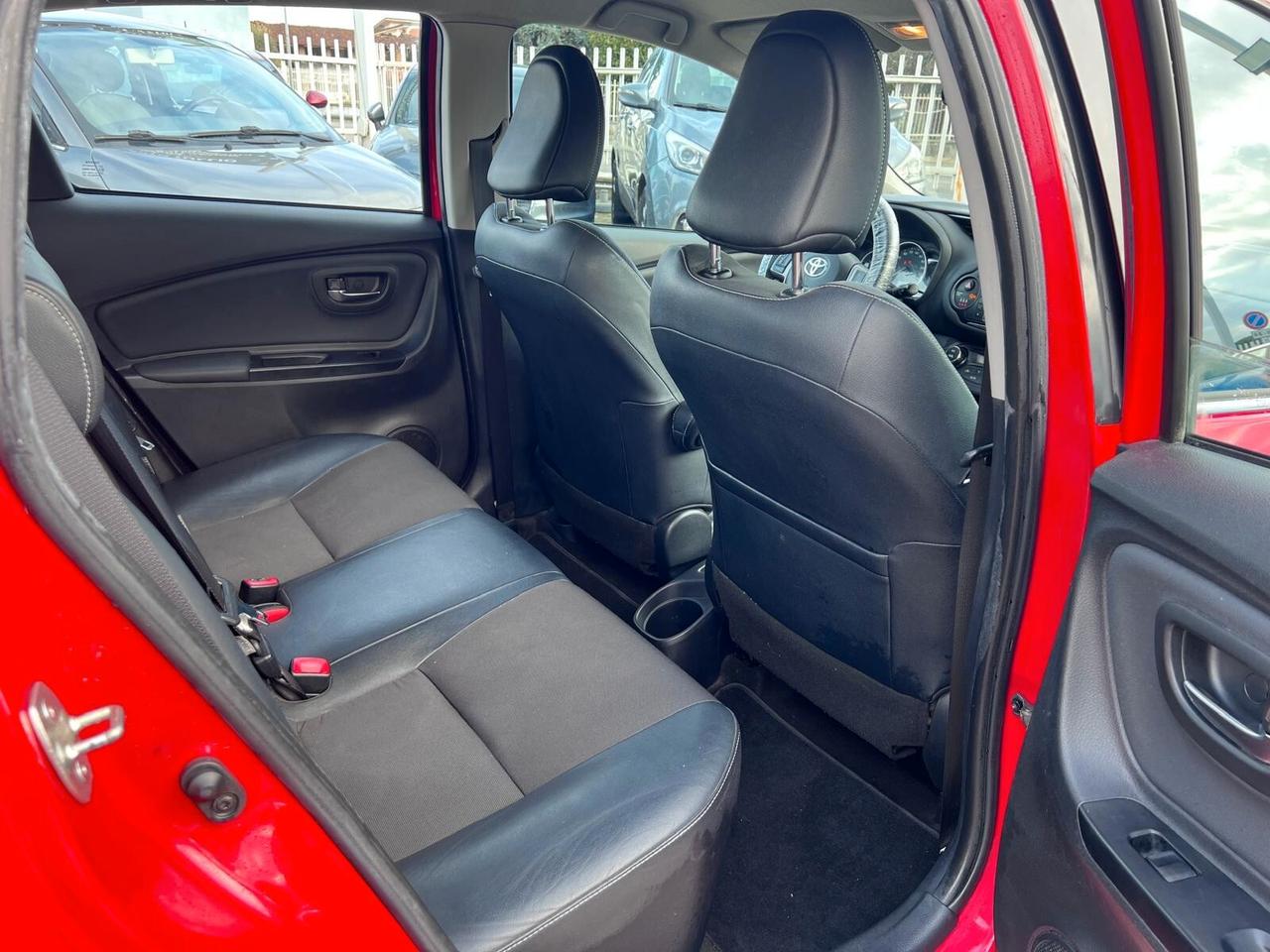 Toyota Yaris 1.0 5 porte Lounge