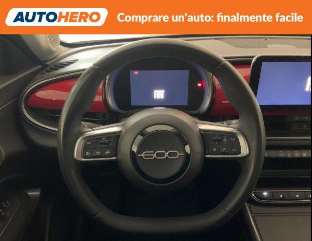 FIAT 600e Red