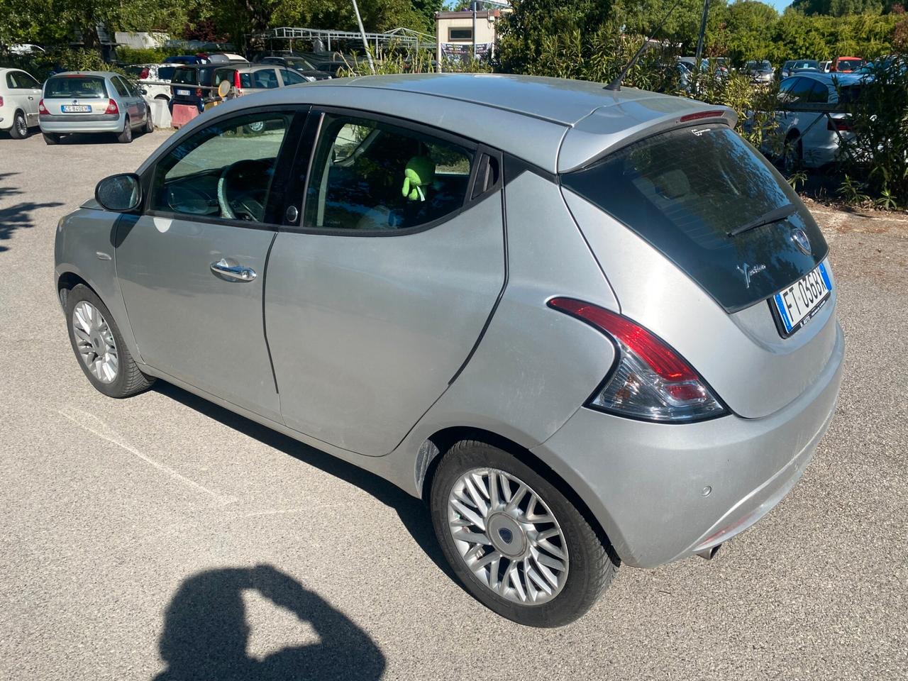 Lancia Ypsilon 1.2 69 CV 5 porte GPL Ecochic Platinum