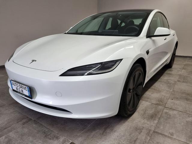 TESLA Model 3 NV35 RWD Premium