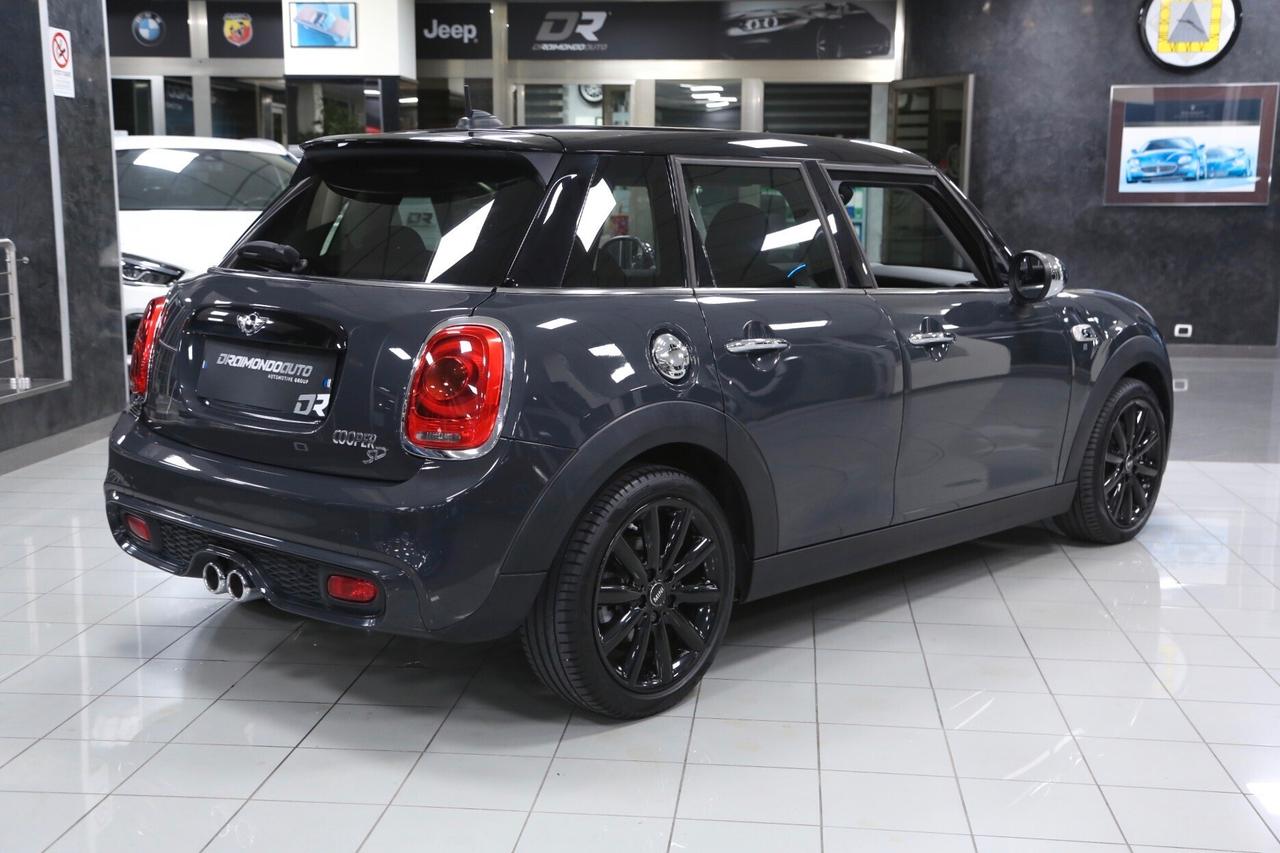 Mini 2.0 Cooper SD 5 porte auto