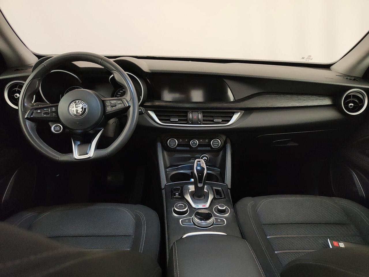 Alfa Romeo Stelvio 2.2 Turbodiesel 190 CV AT8 RWD Business