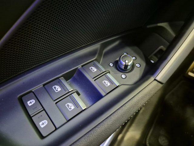 AUDI A3 SPB 35 TDI S tronic S line - Carplay - Cam - ACC