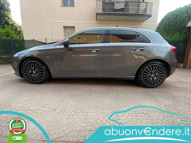 MERCEDES-BENZ A 200 Executive