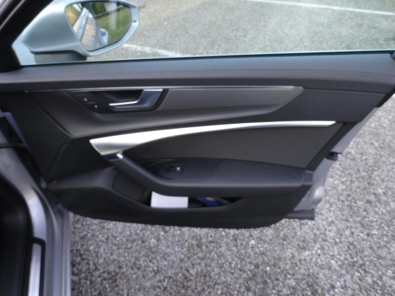 Audi A6 Avant 40 2.0 TDI S tronic Sport