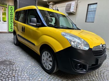 Opel Combo 1.4 (7 POSTI) - No Blocco del Traffico