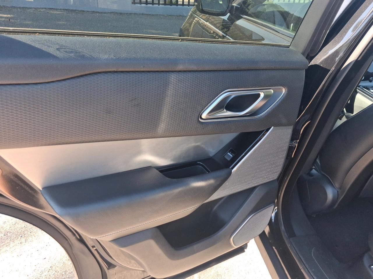Land Rover Range Velar 2.0D I4 240 CV R-Dynamic