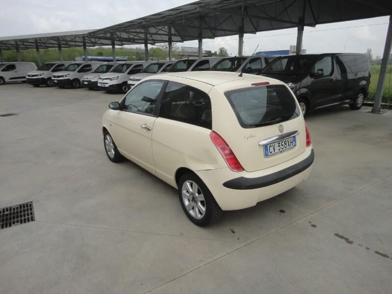 LANCIA Ypsilon 1.2 Oro