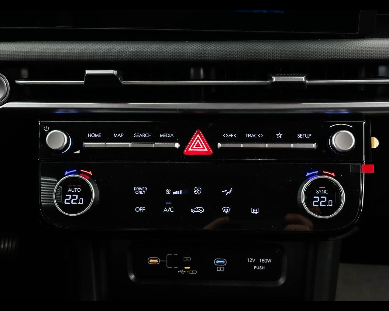 HYUNDAI TUCSON PE 1.6HEV AT 2WD BUSINESS