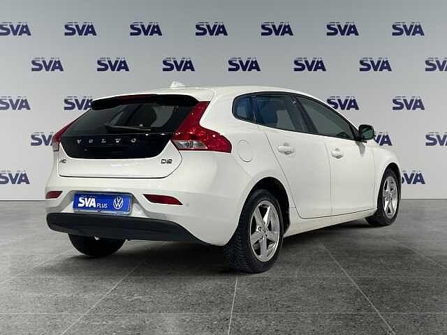 Volvo V40 2.0D 120CV Business - NEOPATENTATI