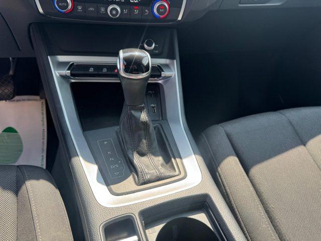 AUDI Q3 35 TDI S tronic Business Advanced + TETTO