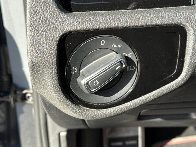 VOLKSWAGEN Golf GTI 2.0 TSI TCR Akrapovic DSG Service VW