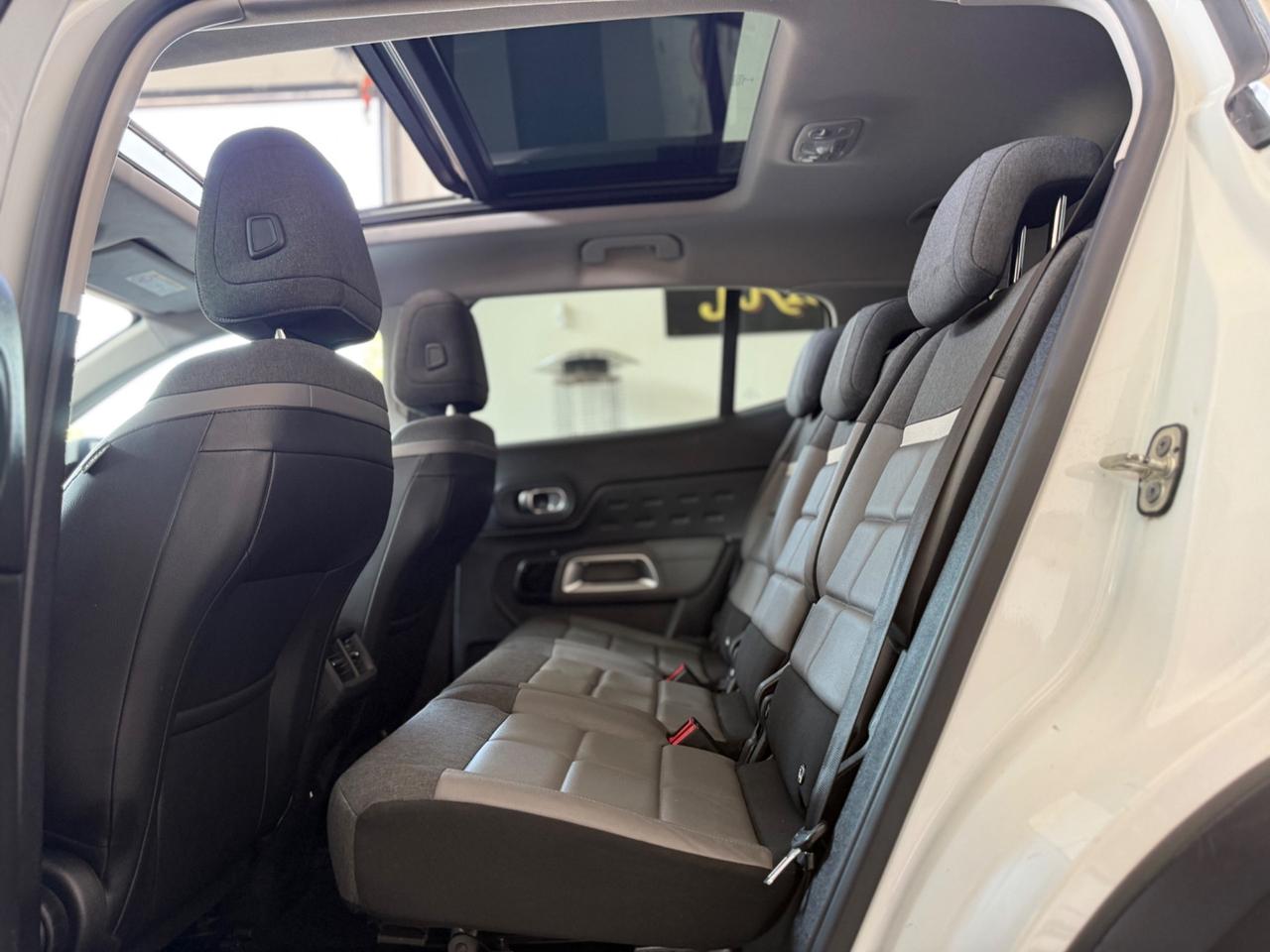 Citroen C5 Aircross 130 EAT8 Shine Tetto Pelle