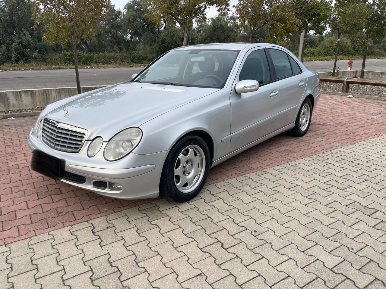 Mercedes-benz E 220 CDI cat Classic