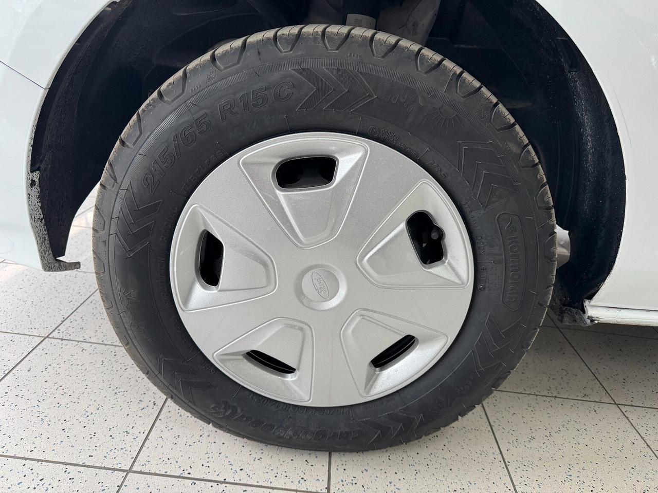Custom 2.0td 130cv GOMMATO TAGLIANDATO CERTIFICATO