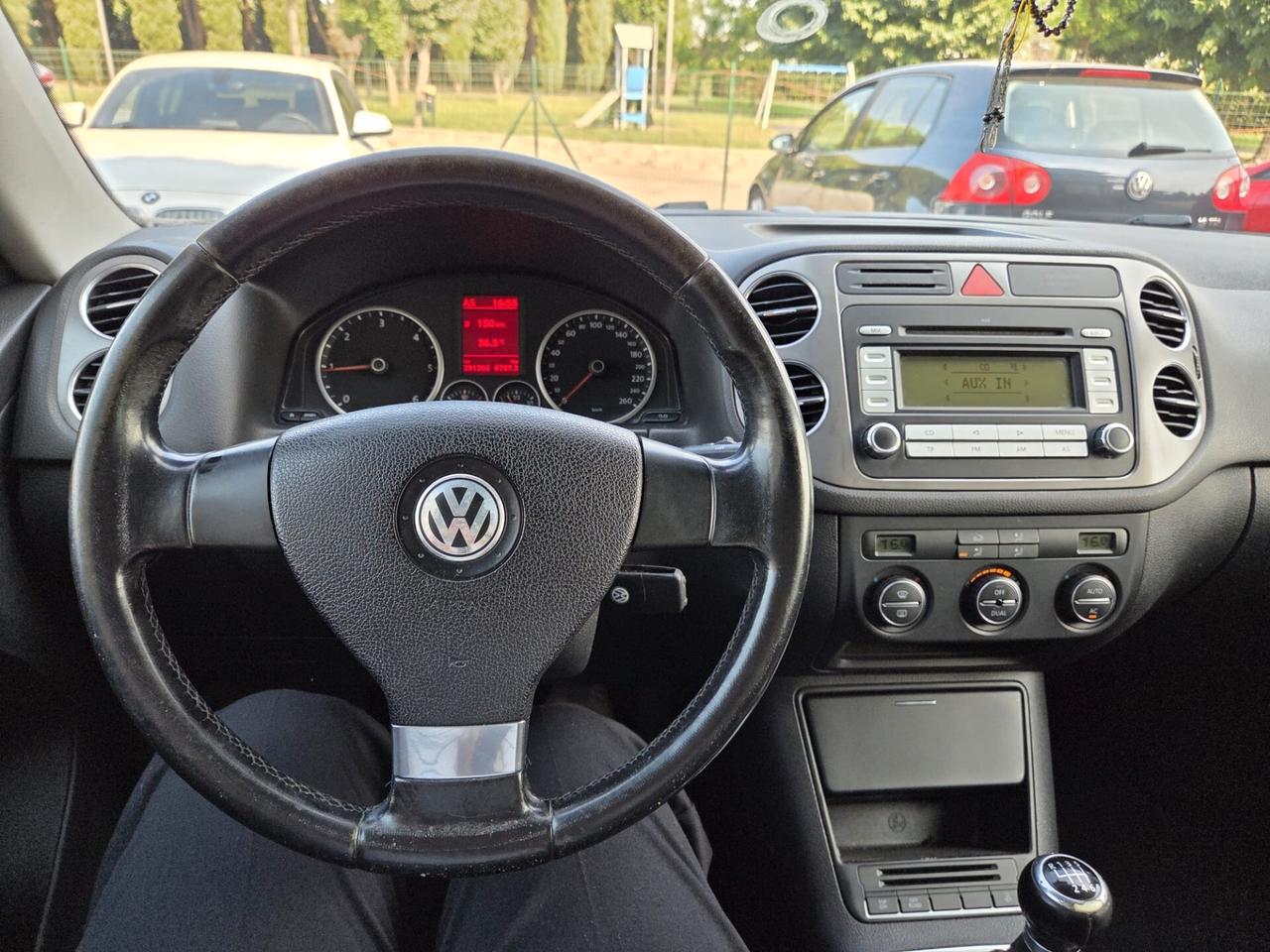 Volkswagen Tiguan 2.0 16V TDI DPF Sport & Style (18°)