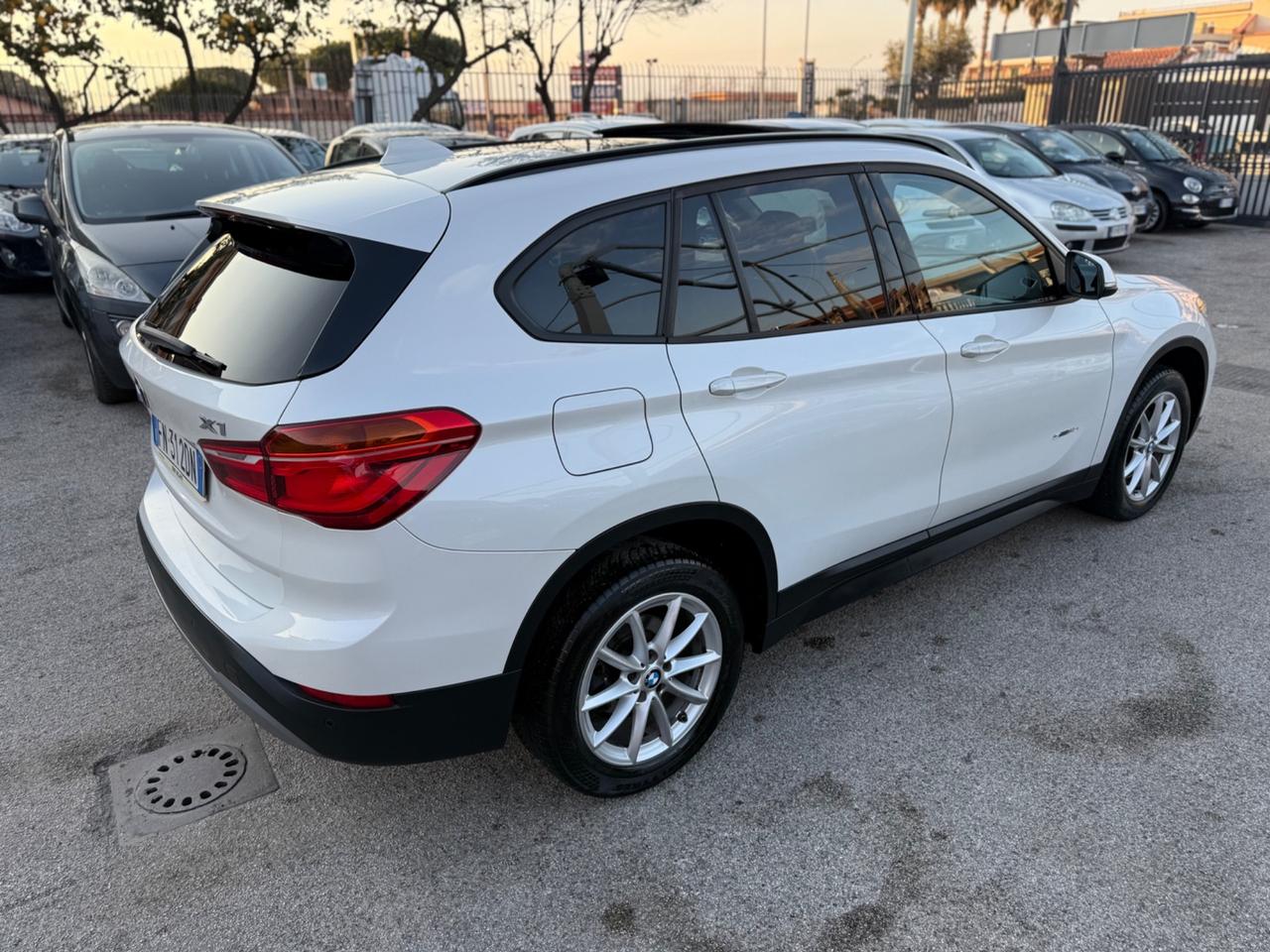 Bmw X1 sDrive18d Tetto apribile Autom.