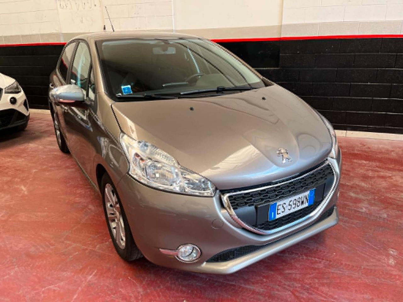 Peugeot 208 1.2 VTi 82 CV 5 porte Allure imm. 2013