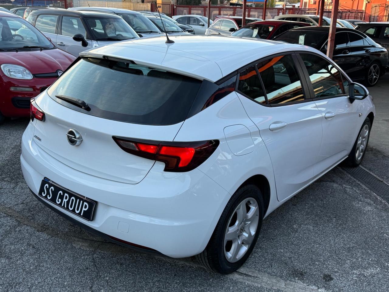 Astra 1.4 / 5 porte /Cosmo/unipro/rate/permute/