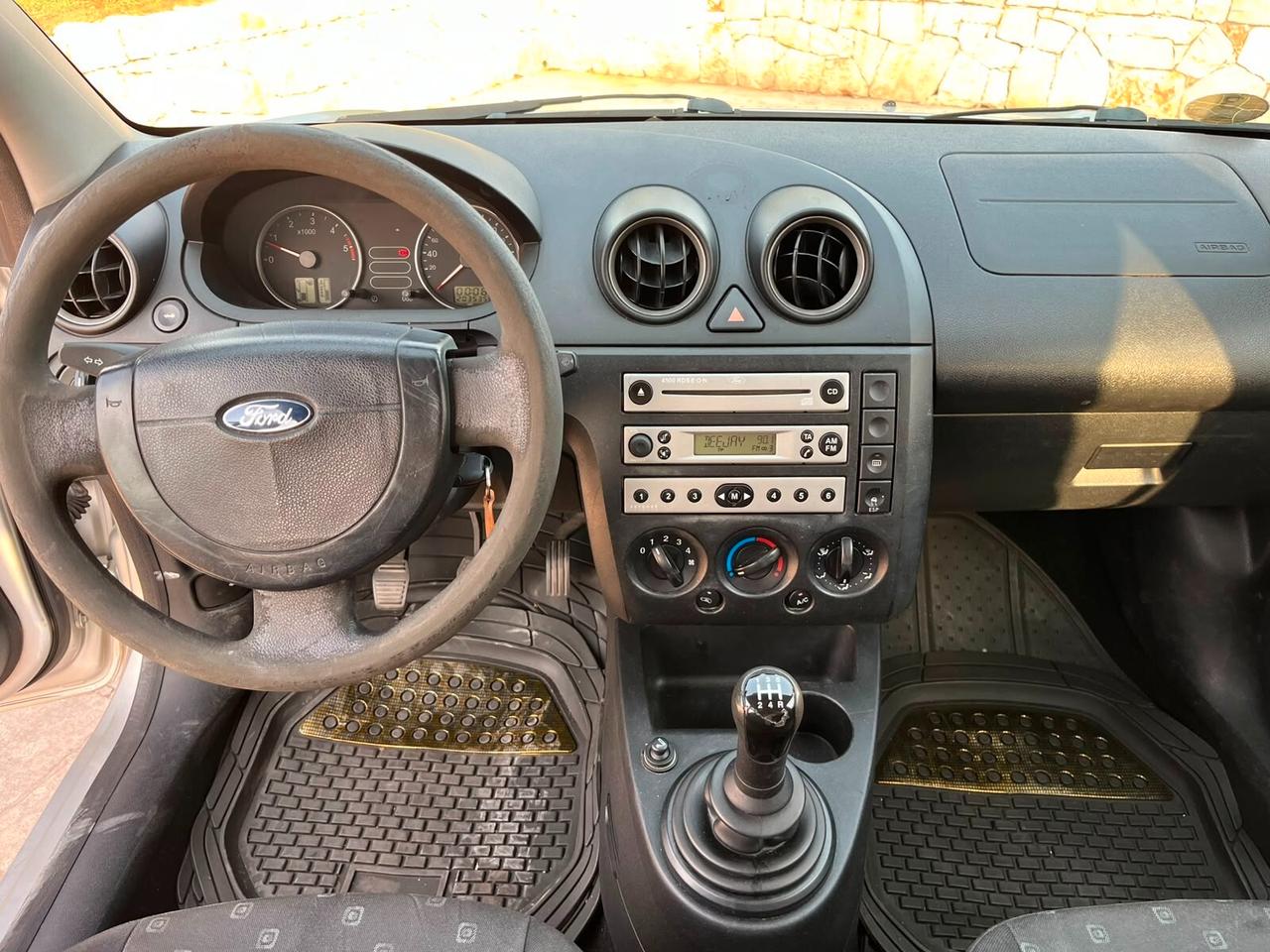 Ford Fiesta 1.4 TDCi - IDEALE X NEOPATENTATI - 2005