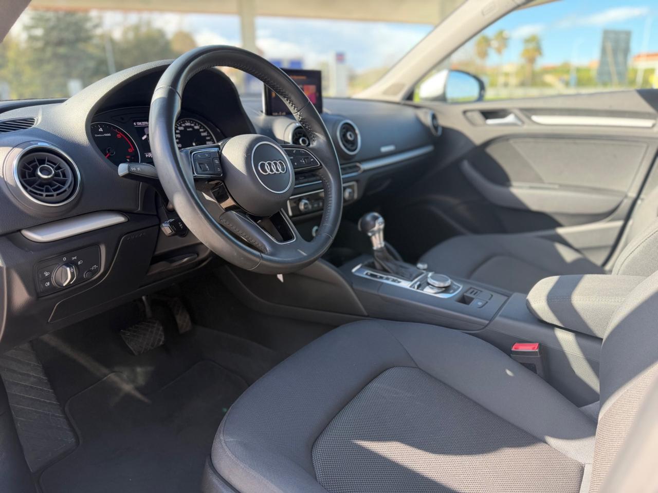 Audi A3 SPB 30 TDI S tronic Business