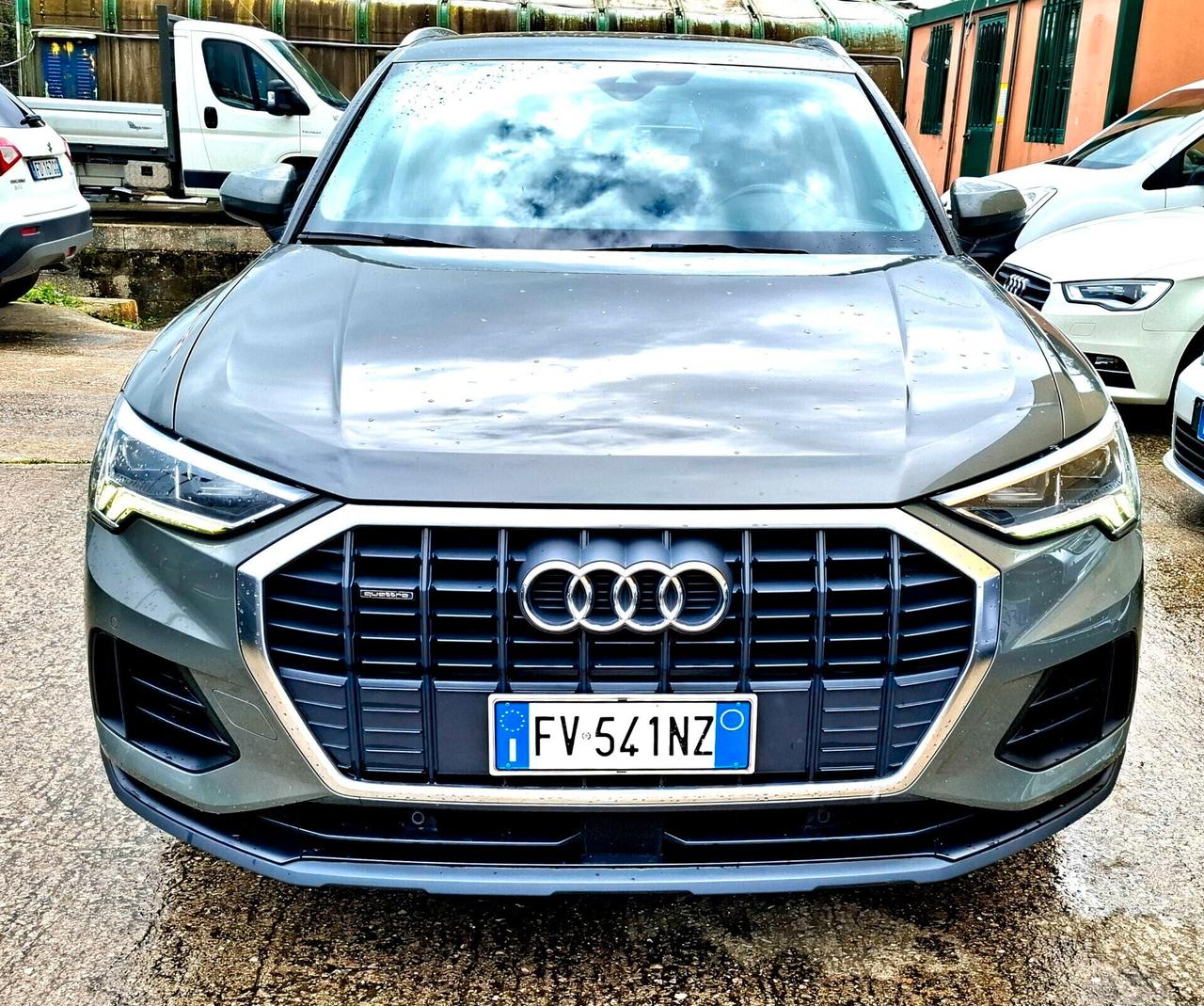 Q3 40 2.0 TDI quattro S tronic Business 190cv