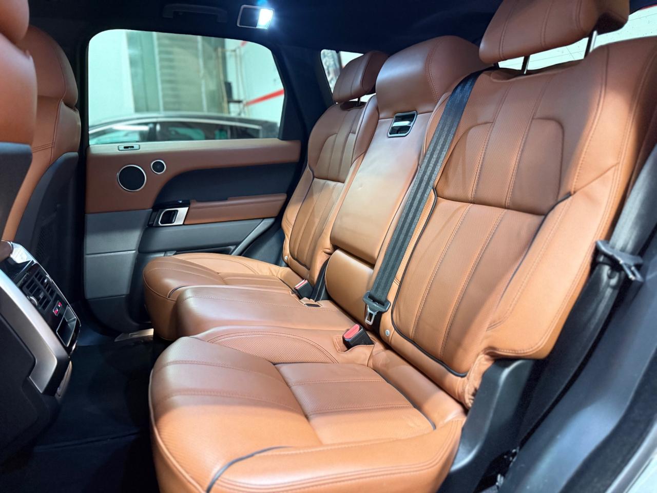 Land Rover Range Sport 3.0 TDV6 HSE Dynamic