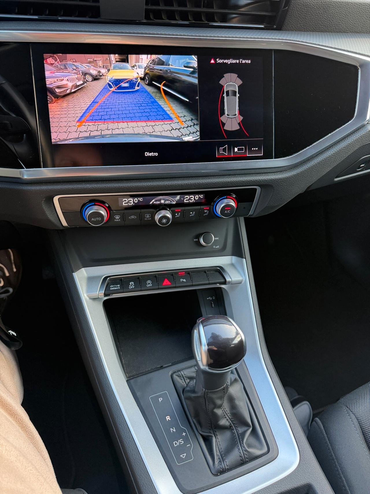 Audi Q3 35 TDI S tronic Business Advanced