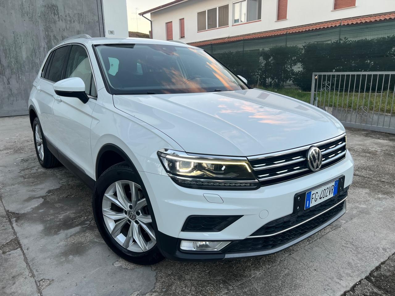 Volkswagen Tiguan 2.0 TDI DSG 4MOTION FULL OPT