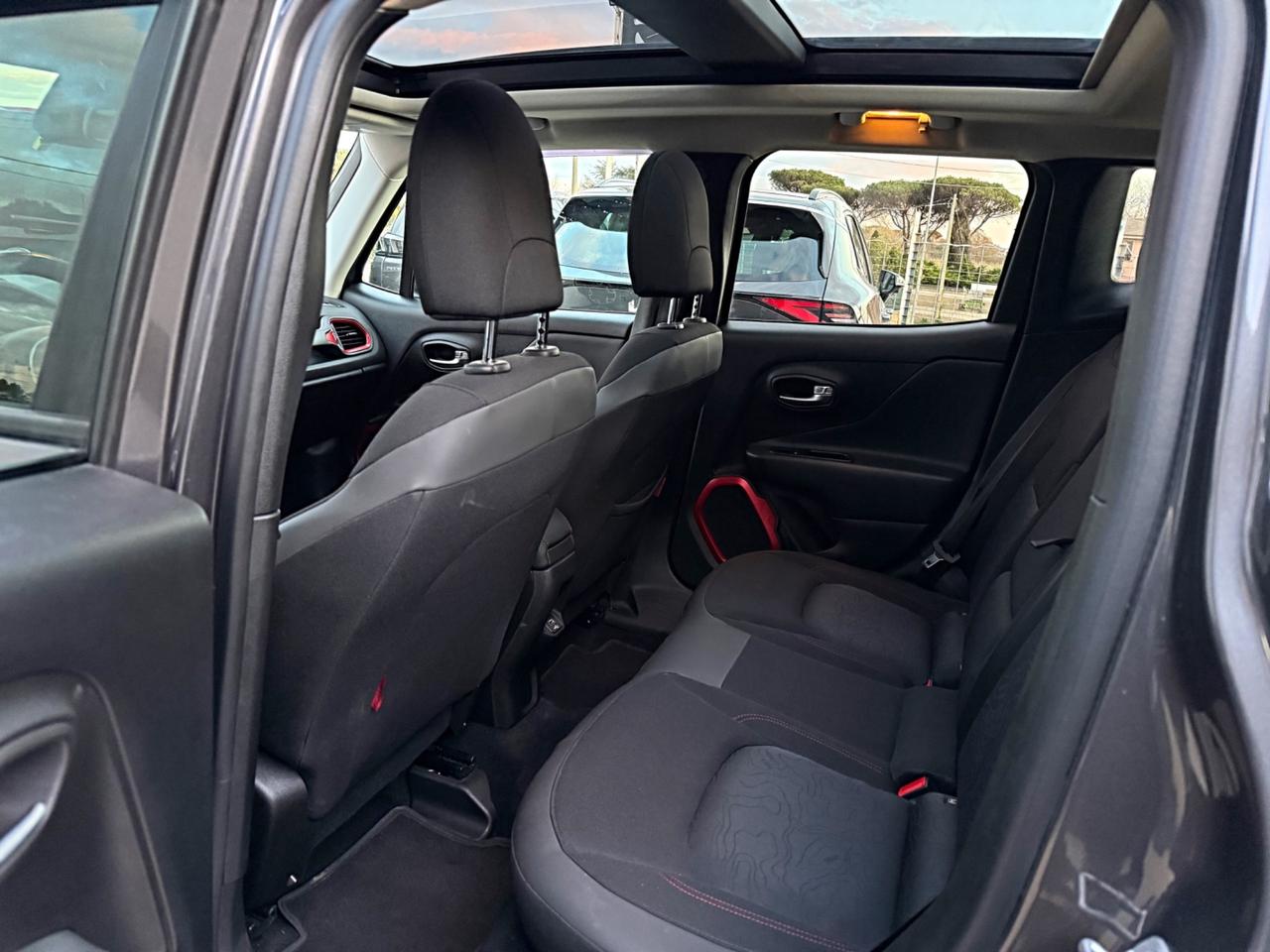 Jeep Renegade 2.0 Mjt 170CV 4WD Active Drive Low Trailhawk