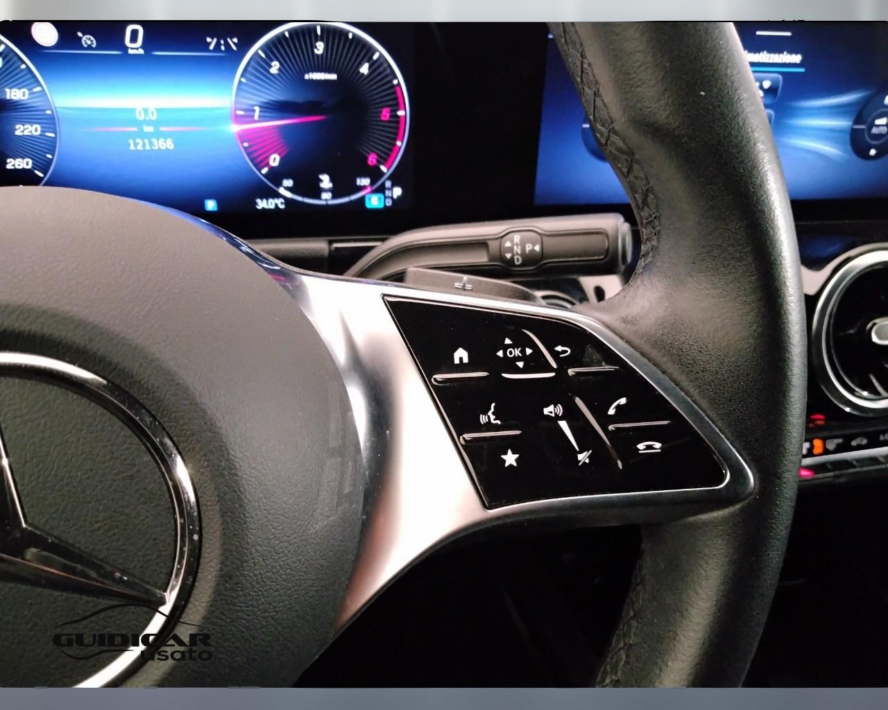 Mercedes-Benz GLA-H247 2023 - GLA 180 d Progressive Advanced auto