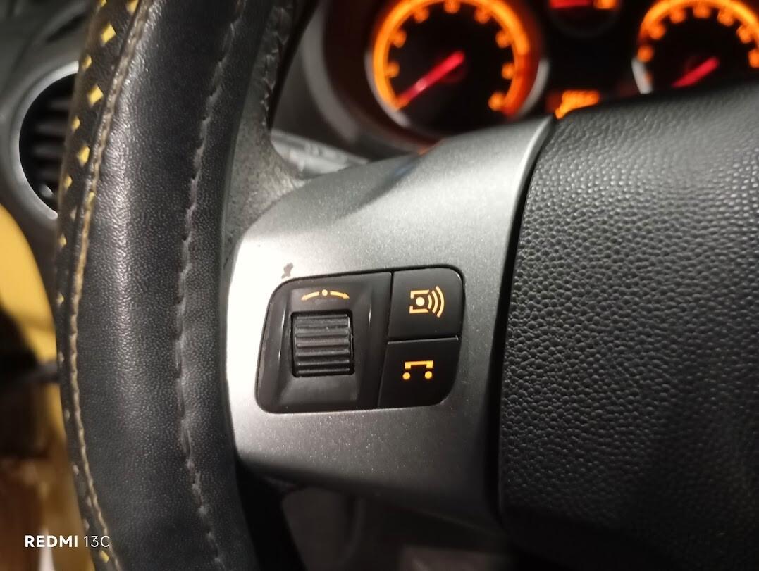 OPEL CORSA DEL 2011 BENZINA 100.000 KM