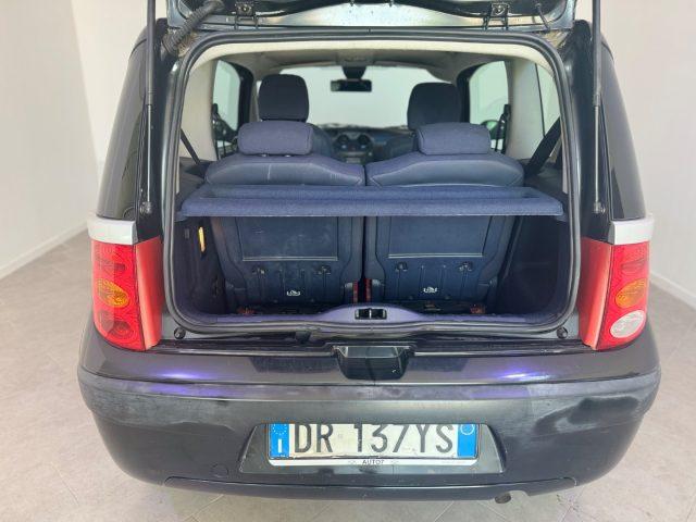 PEUGEOT 1007 1.4 Happy